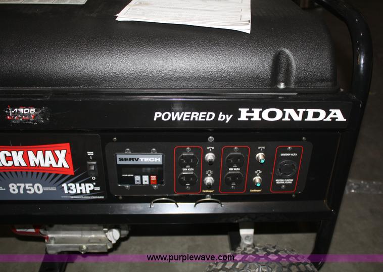 image for item 4750 Black Max 7000W generator