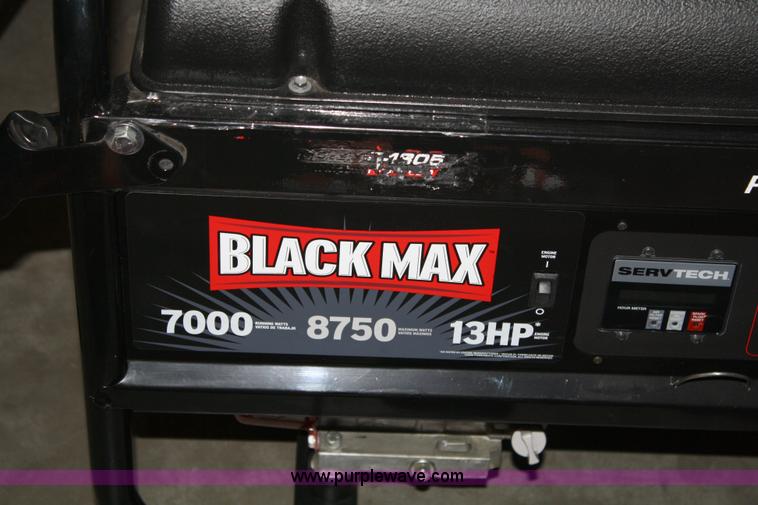 image for item 4750 Black Max 7000W generator