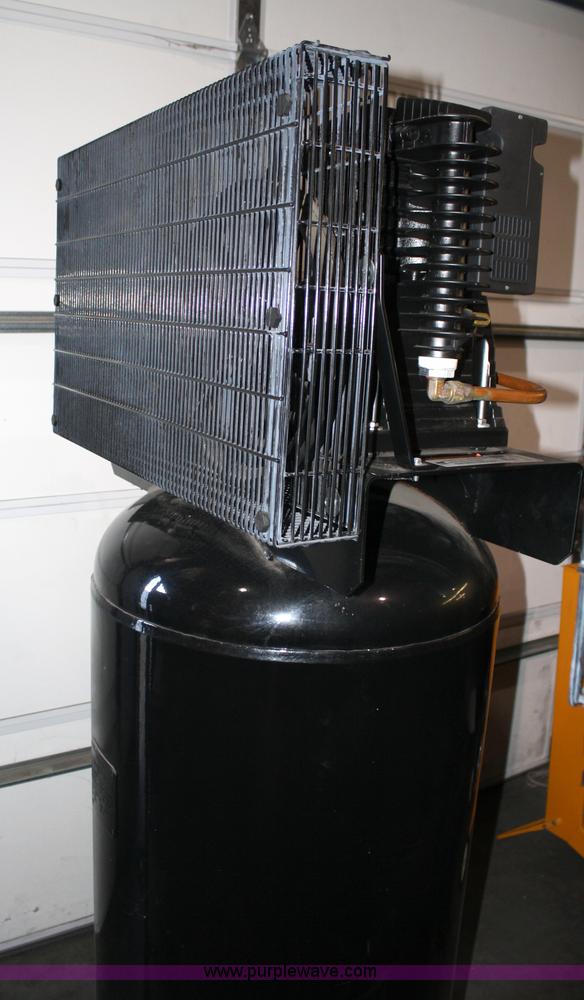 image for item 4755 Rockworth 80 gallon air compressor