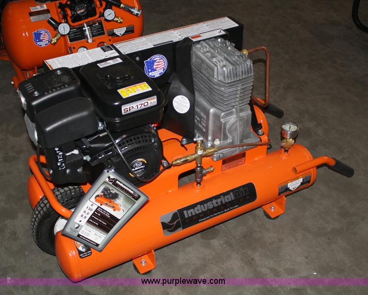 image for item 4758 Industrial Air eight gallon air compressor