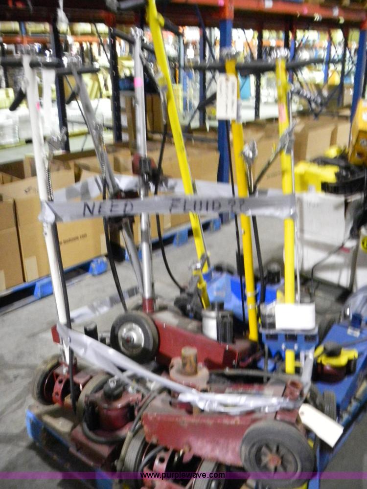 image for item 4825 (11) untested returned 22 ton air-operated hydraulic jacks