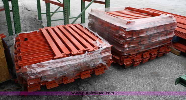 image for item 4866 Drive-in pallet racking