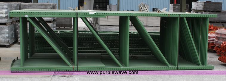 image for item 4866 Drive-in pallet racking