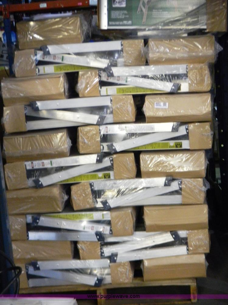 image for item 4893 (40) aluminum work platforms