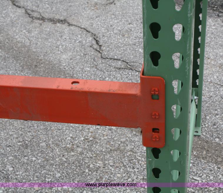 image for item 4916 Teardrop pallet racking