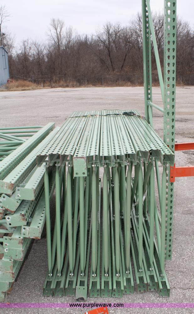 image for item 4916 Teardrop pallet racking