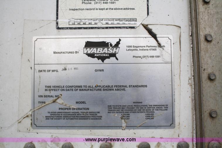 image for item 4983 1995 Wabash van tractor with shelving and lighting