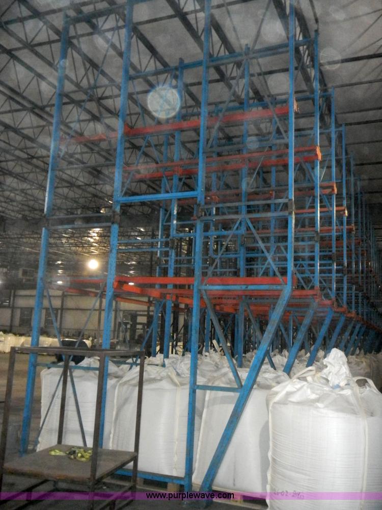 image for item 4991 (19) rows of pallet racking