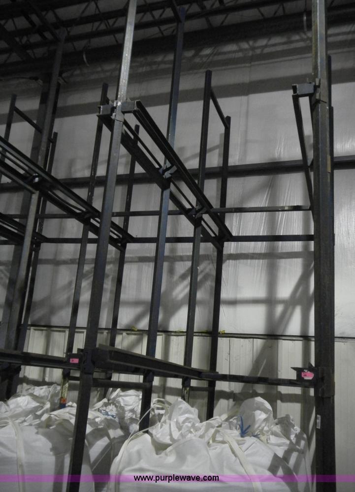 image for item 4992 (21) rows of pallet racking