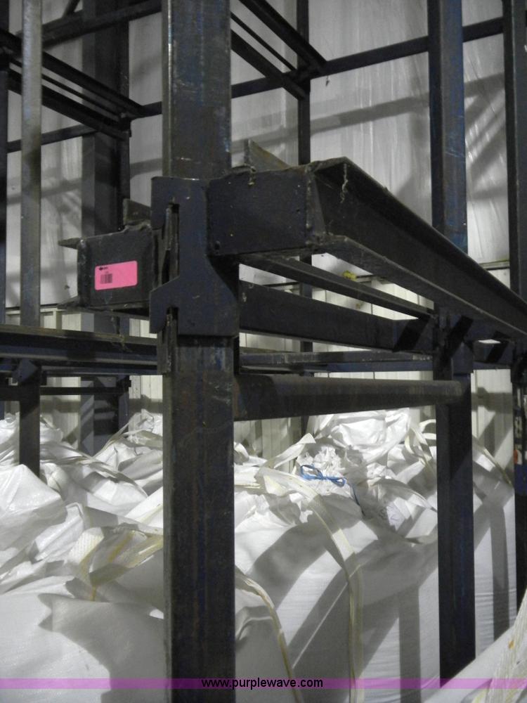 image for item 4992 (21) rows of pallet racking