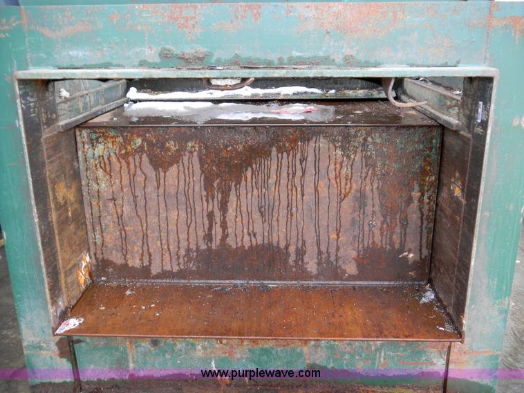 image for item 4996 Trash compactor