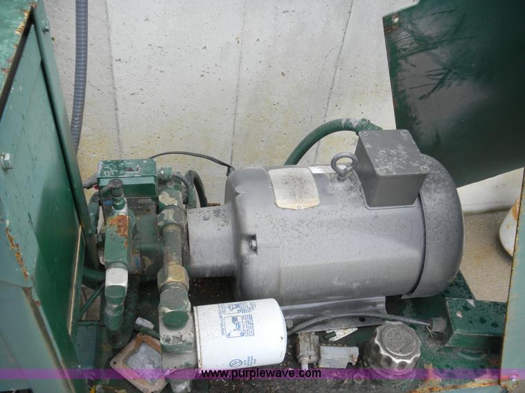 image for item 4996 Trash compactor