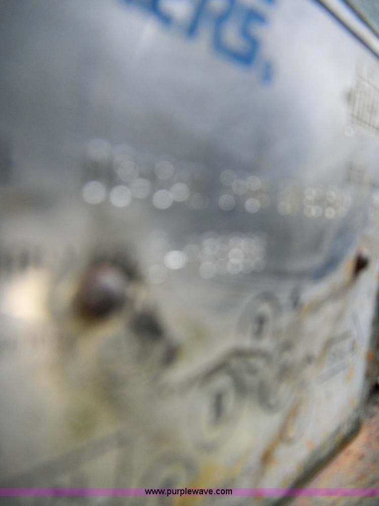 image for item 4996 Trash compactor