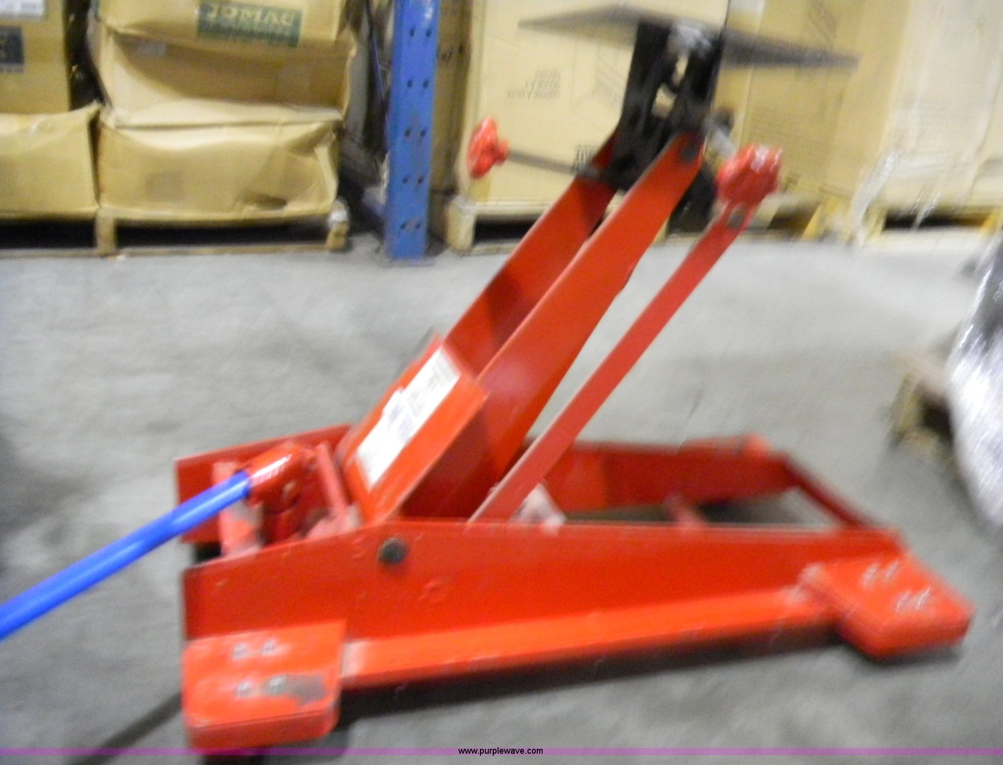 Transmission/differential jack in Spring Hill, KS Item 4830 sold