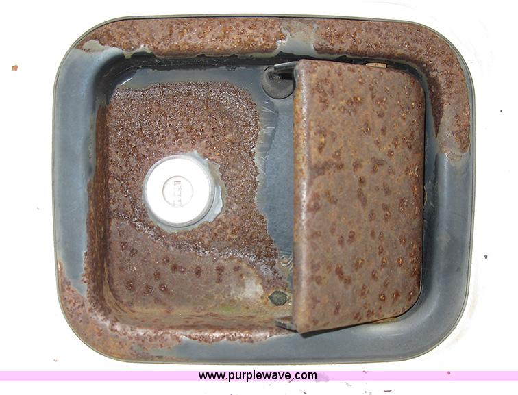 image for item 1000 2001 Mack CH612 semi truck