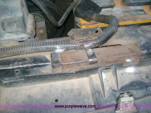 image for item 1500 1991 Ford F350 feed pickup truck