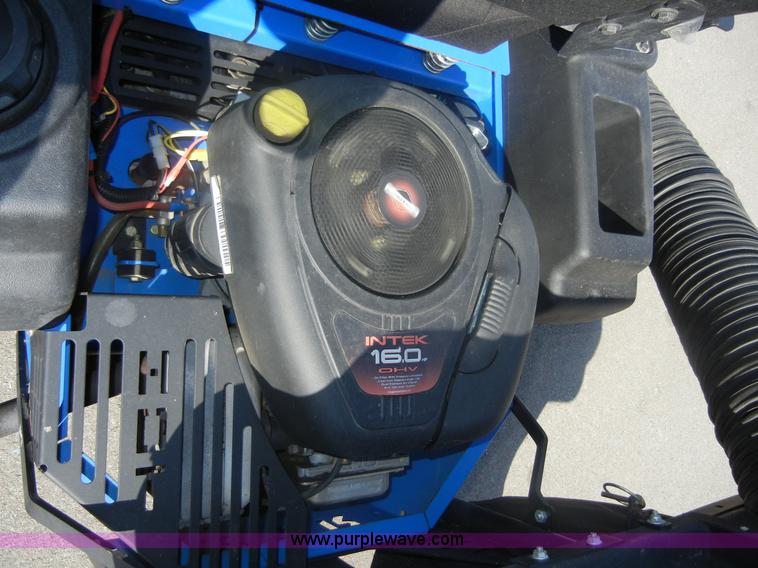 image for item 2086 2006 Dixon zero turn speedsteer mower