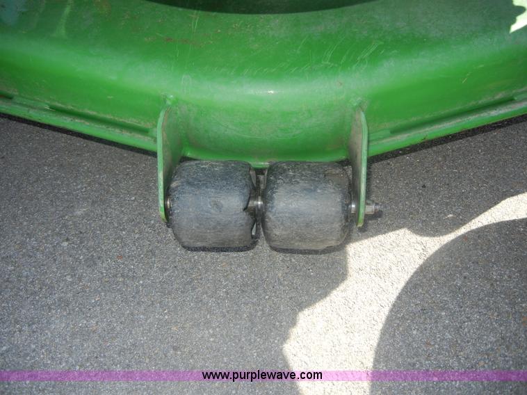 image for item 2087 John Deere ZTrak M665 commercial grade zero turn mower