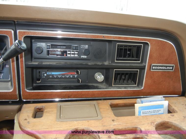 image for item 2268 1987 Ford E350 Econoline Centurion RV Cutaway