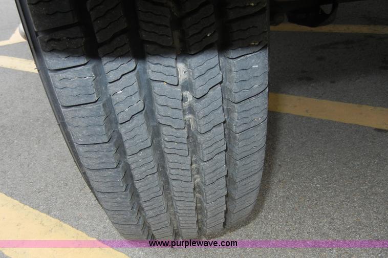 image for item 2268 1987 Ford E350 Econoline Centurion RV Cutaway