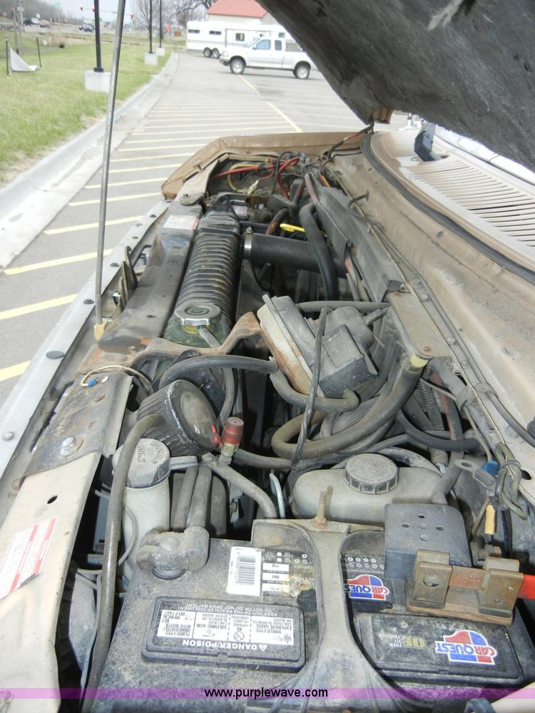 image for item 2268 1987 Ford E350 Econoline Centurion RV Cutaway