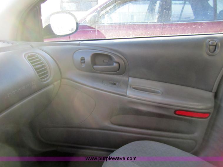 image for item 3315 2002 Dodge Intrepid SE