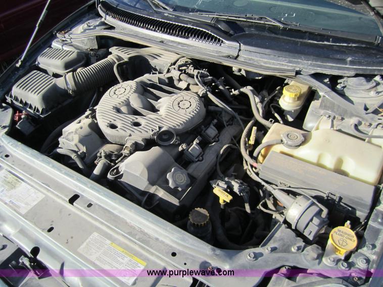 image for item 3315 2002 Dodge Intrepid SE