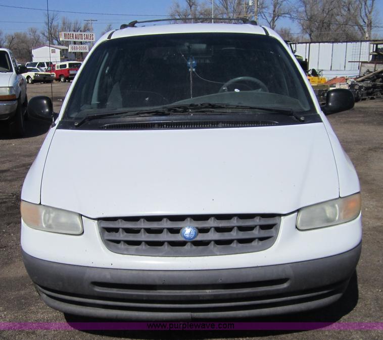 image for item 3742 1996 Plymouth Grand Voyager SE mini van