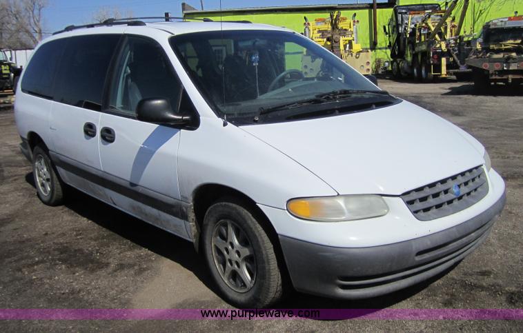 image for item 3742 1996 Plymouth Grand Voyager SE mini van
