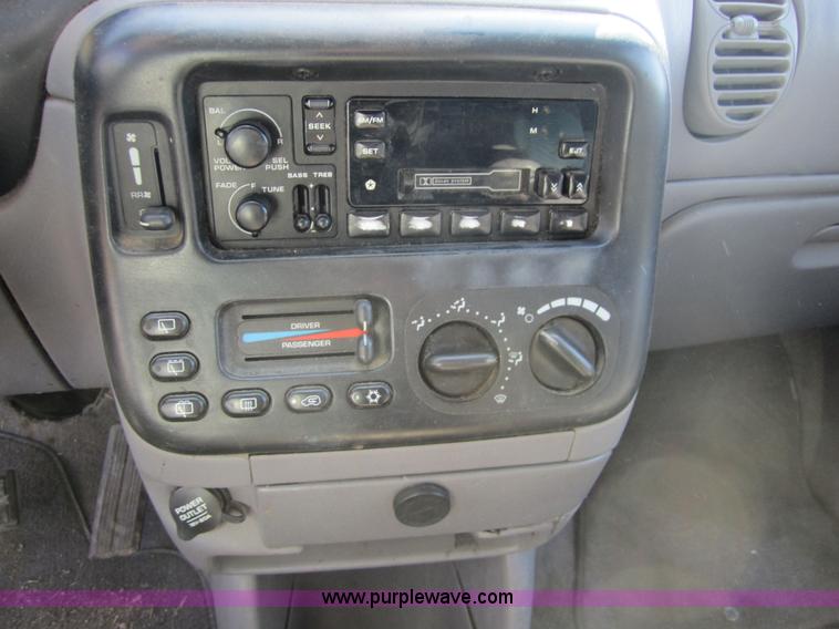 image for item 3742 1996 Plymouth Grand Voyager SE mini van