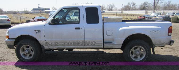 image for item 3743 1999 Ford Ranger XLT super cab pickup truck