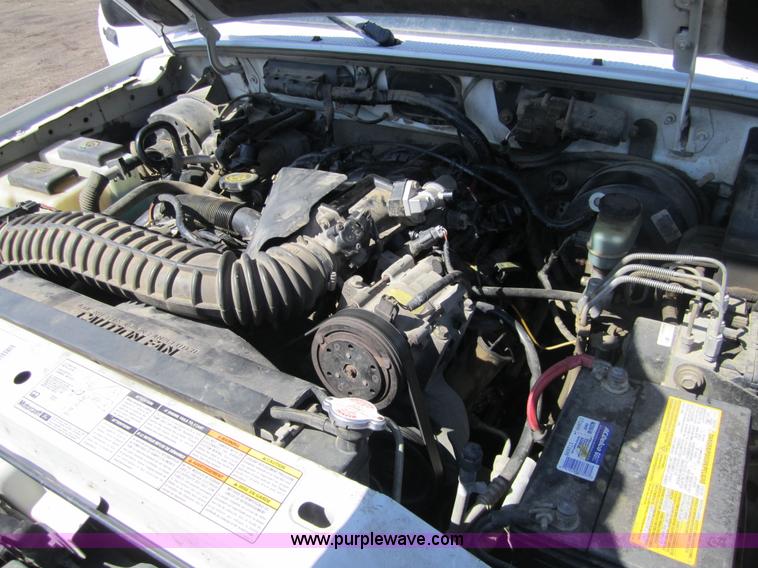 image for item 3743 1999 Ford Ranger XLT super cab pickup truck
