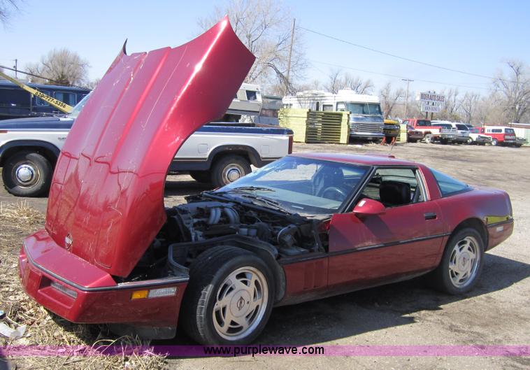 image for item 3747 1989 Chevrolet Corvette