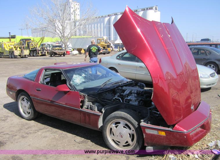 image for item 3747 1989 Chevrolet Corvette