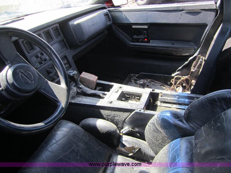 image for item 3747 1989 Chevrolet Corvette