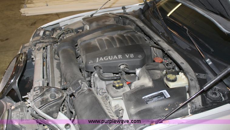 image for item 5046 2000 Jaguar S Type