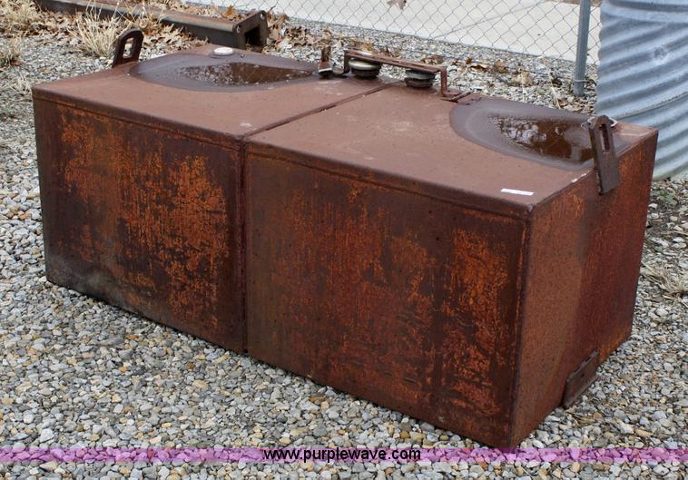 image for item 5079 Split fuel tank