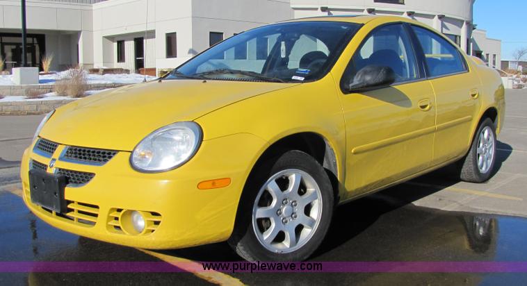 image for item 5129 2004 Dodge Neon SXT