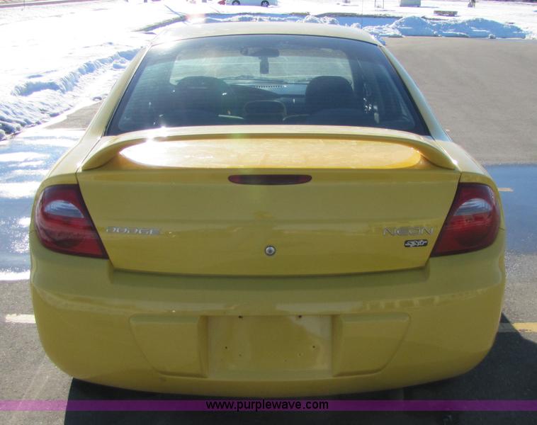 image for item 5129 2004 Dodge Neon SXT