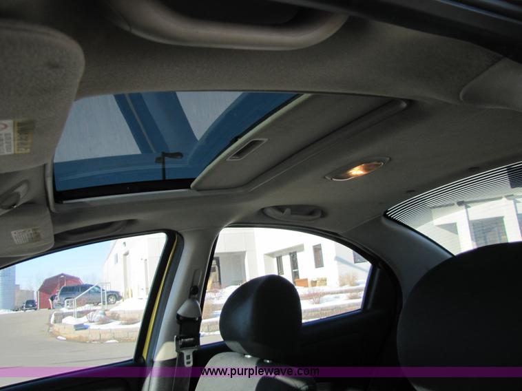 image for item 5129 2004 Dodge Neon SXT