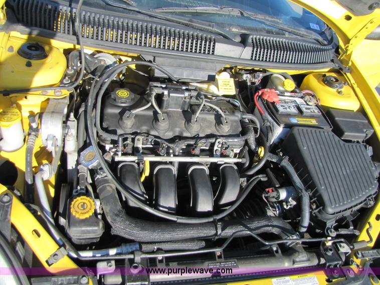 image for item 5129 2004 Dodge Neon SXT