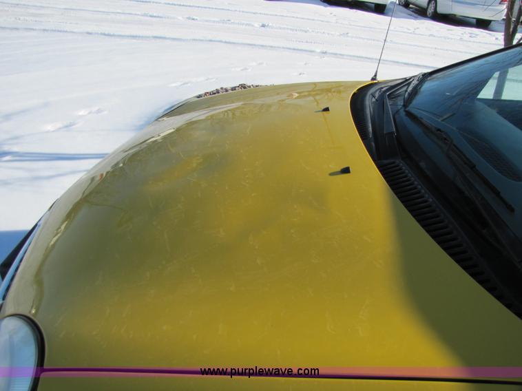 image for item 5129 2004 Dodge Neon SXT