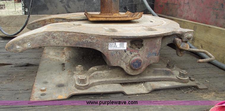 image for item 5378 Fifth wheel plate