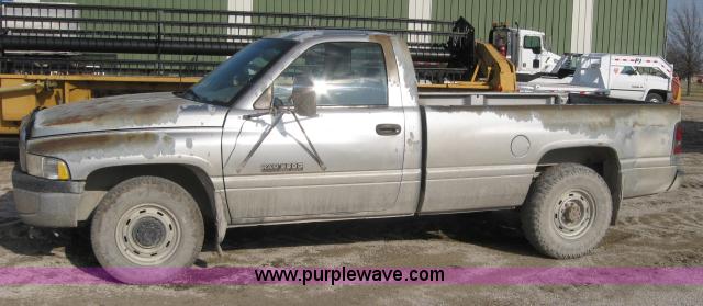 image for item 5995 1994 Dodge Ram 2500 pickup truck