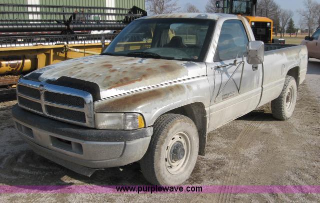 image for item 5995 1994 Dodge Ram 2500 pickup truck