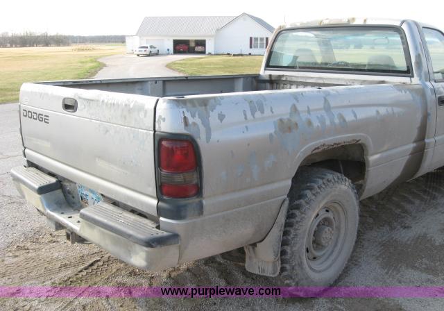 image for item 5995 1994 Dodge Ram 2500 pickup truck