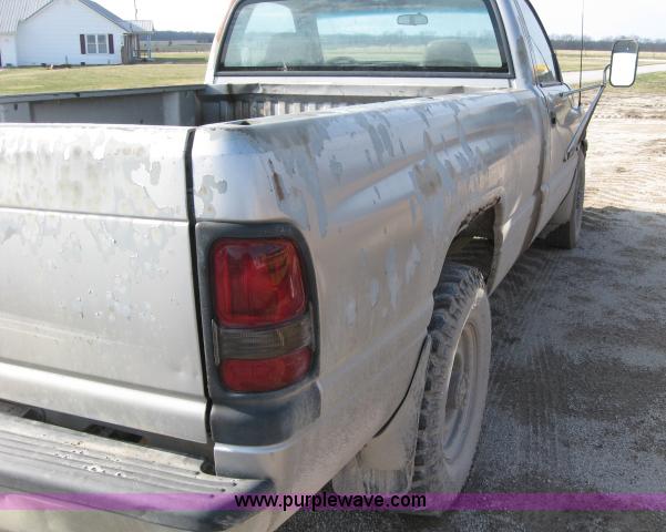 image for item 5995 1994 Dodge Ram 2500 pickup truck