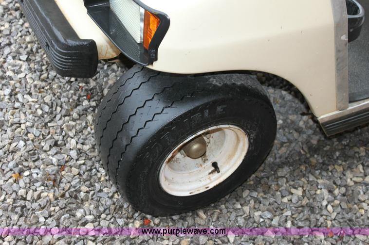 image for item 6424 Club car golf cart