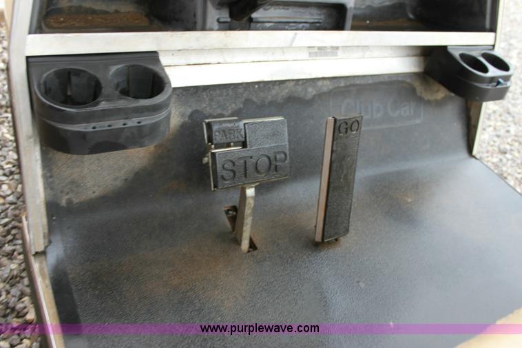 image for item 6424 Club car golf cart