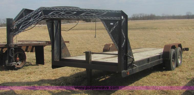 image for item 6988 1994 20' goose neck trailer